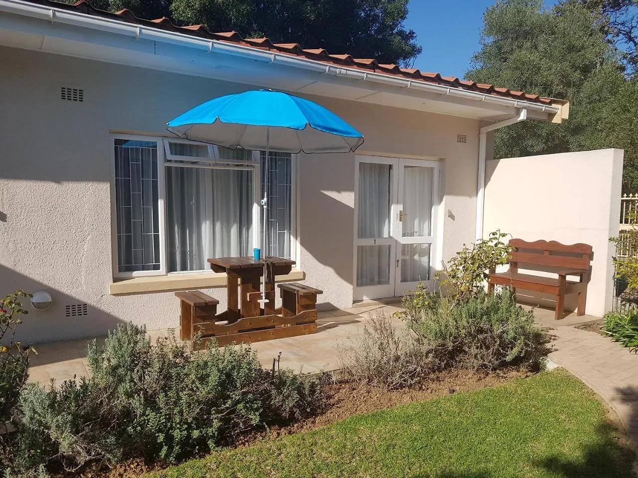 10 Windell Self Catering Accommodation Durbanville 3*,